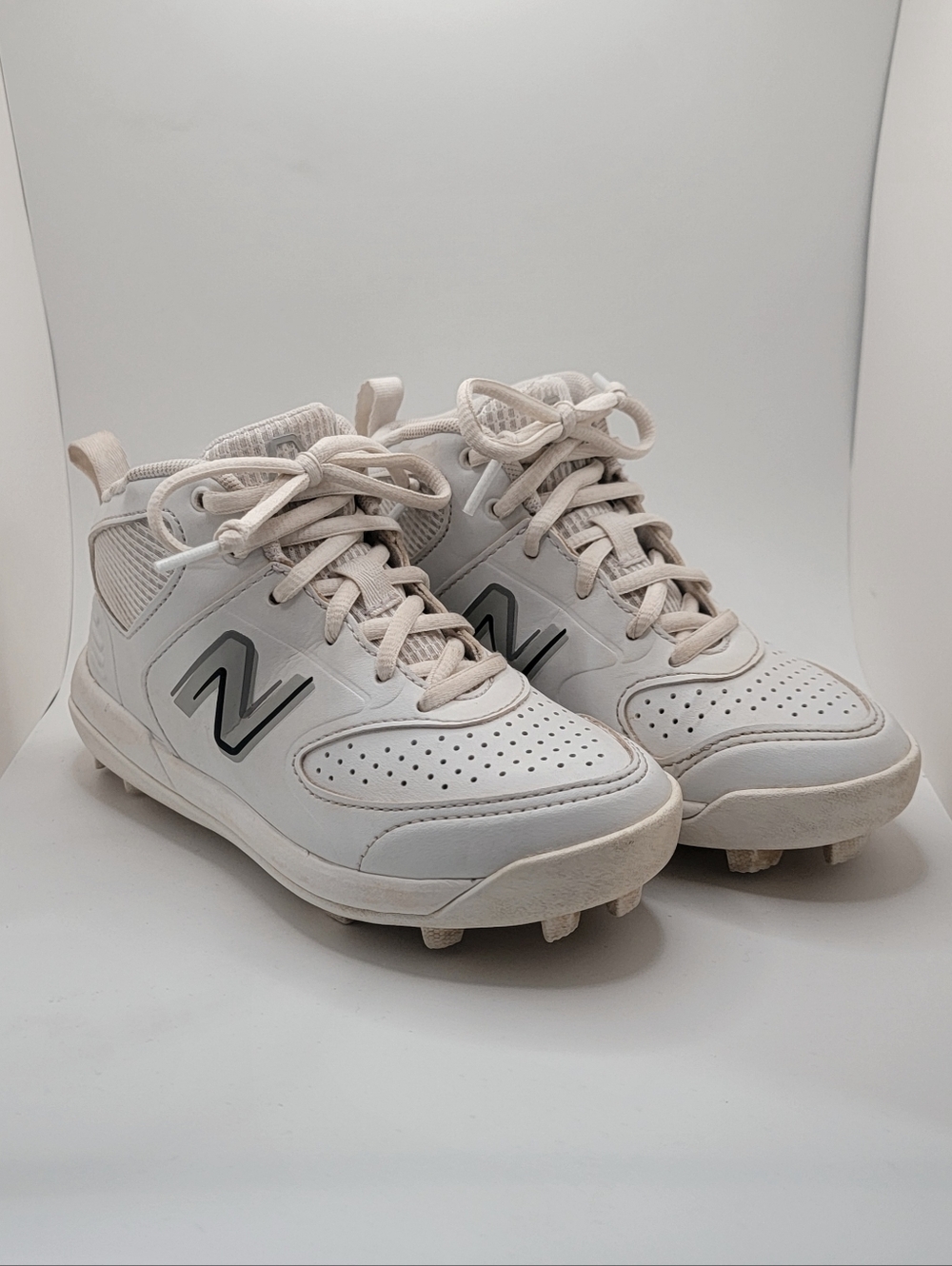New Balance Youth 3000 V6 Rubber Molded Cleats